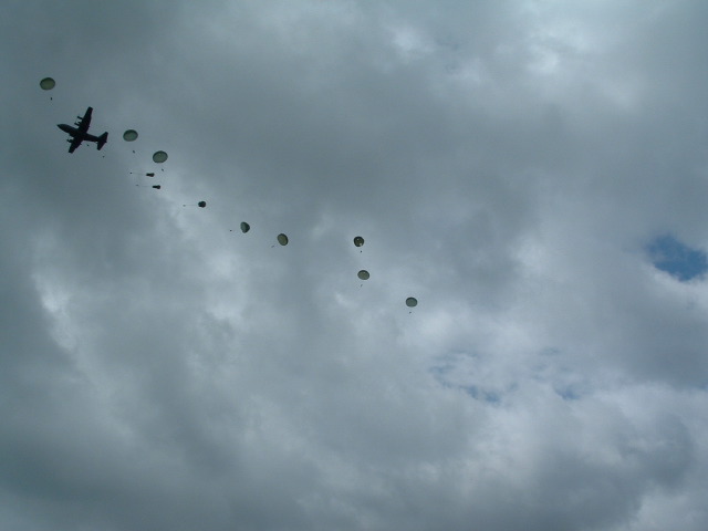 paratroopers